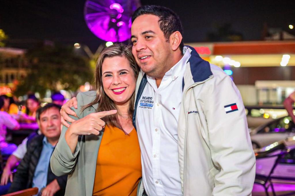 KattyaGonzalez9's tweet photo. 📌 Central será un Departamento modelo de la mano de Ricardo Estigarribia , donde tendremos también a un gran Diputado como lo va a ser Pastor Filártiga. 
🙌🏻 Vamos a reconstruir la Gobernación porque con Ricardo estamos seguros de que así va a ser. https://t.co/I1iNaoFx1G