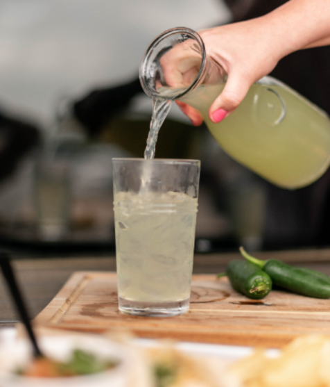 cowboychicken's tweet photo. Happy Hour starts now! Get half off lemonade until 4:00 when you order through our app.
https://t.co/DDCSX57NNw https://t.co/Cy8XxkxNvE