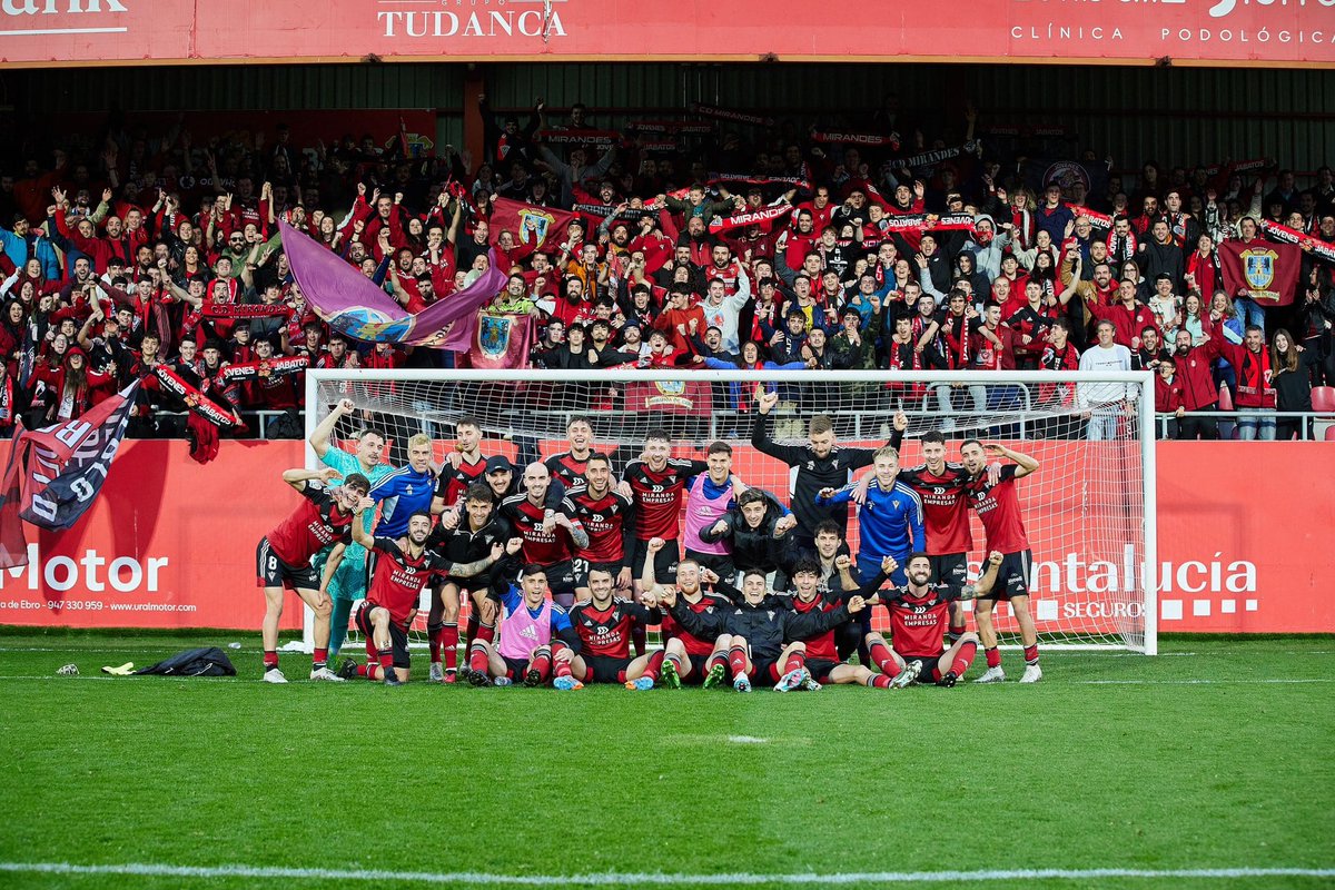 Ayer volví a sentir esos nervios de las grandes noches, esa motivación en las caras de la gente, esas ganas en nuestros jugadores..
Ayer volvió a ser otro día inolvidable, otro día para la retina del <a href="/CDMirandes/">Club Deportivo Mirandés</a> 
Gracias por todo el fin de semana EQUIPO Y AFICIÓN, DE LOCOS!🔴⚫🐗