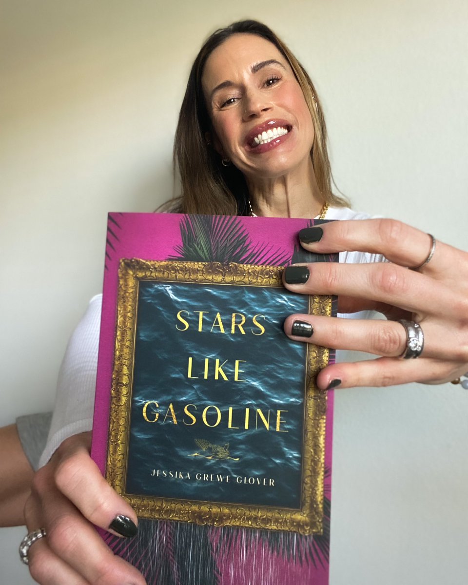 jessikamittens's tweet photo. Stars Like Gasoline is LIVE https://t.co/byWqoxTOPN