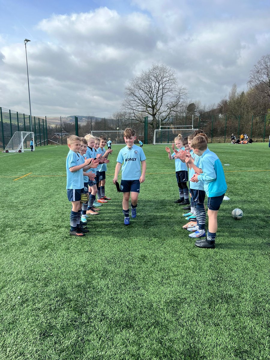 CamUtdAcademy's tweet photo. 🦢 ✍️ 7️⃣2️⃣ George Roberts 7️⃣2️⃣✍️ 🦢 

Great message and news to receive that Under 9s player George Roberts has signed a registration with @swans_academy after a successful trial period! 

George is the 72nd player to progress into a pro club 👏

#CamArmy https://t.co/Mv1nqQuNxC
