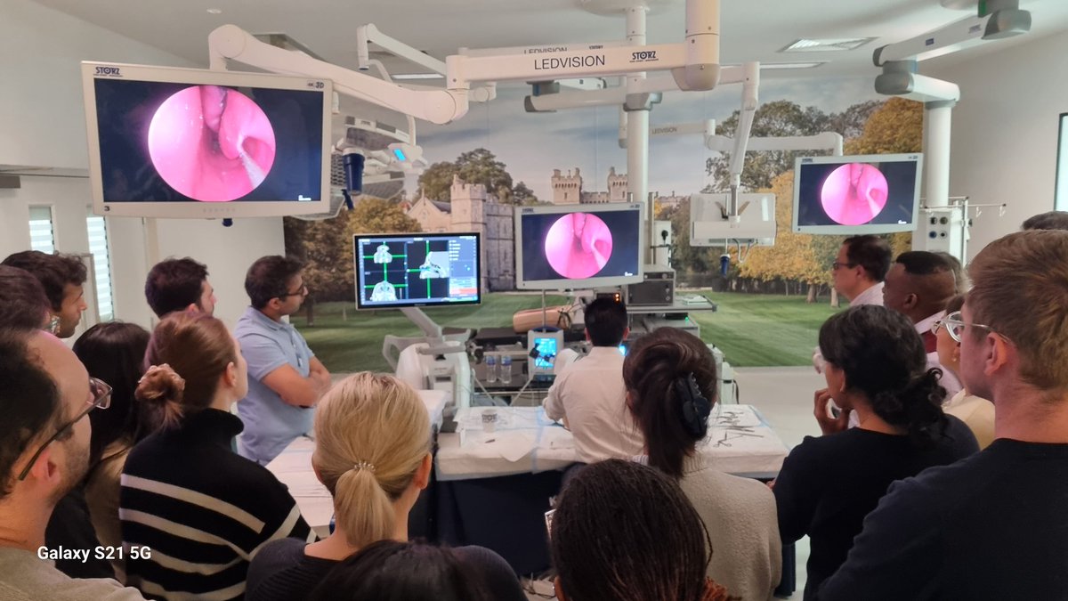 GhoshENTsurgeon's tweet photo. The #FESS organised by @DrSamuelLeong and #NeilTan. Pretty awesome facilities @KARLSTORZUK_ENT and @MedtronicENT . #Phaecon heads, all with Navigation. Great delegates , and superb faculty! (I make good coffee) @CambridgeSinus #ENT #Sinus #MedEd @ENT_UK @socialmediaAOT https://t.co/hNlZatf8MN