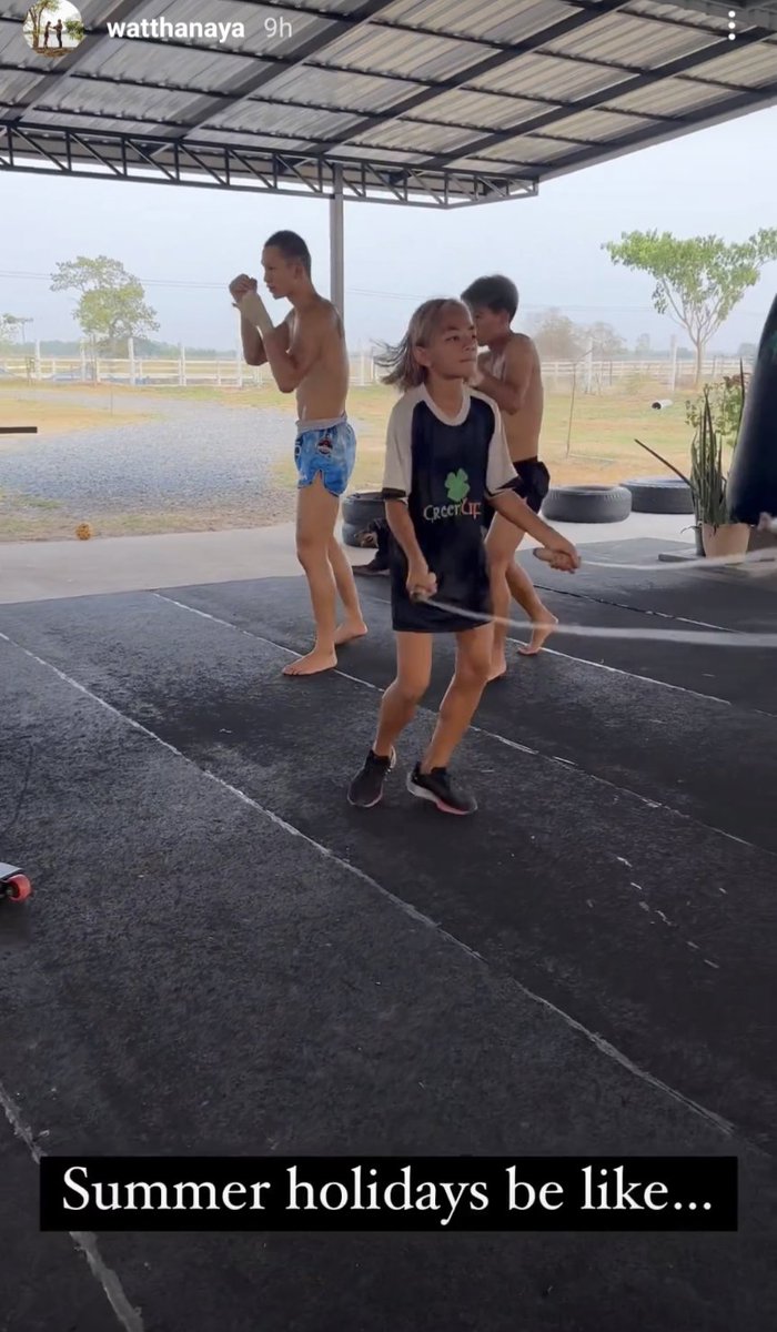 KameKrewCNFT's tweet photo. Happy Monday #Cardano #NFT #muaythai fam ππͺ It's full on summer vacay in Isaan and @Watthanaya is giving the kids opportunities to have fun and learn π Our mint is still LIVE to support them but please also consider donating directly to $worwatthana or with fiat with the links https://t.co/jq8F970c0d