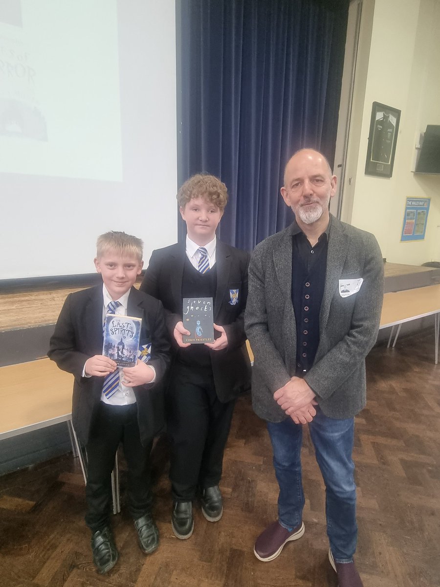What a pleasure it was to host author and illustrator @crispriestley at Wales High today! Thank you for sharing your stories and creepy-writing insights with us! 🕷🚢⚓️🐌 Hope to be able to share lots of drafts with you soon! <a href="/WalesHigh/">Wales High School</a> <a href="/WalesEnglish/">WalesEnglish</a>