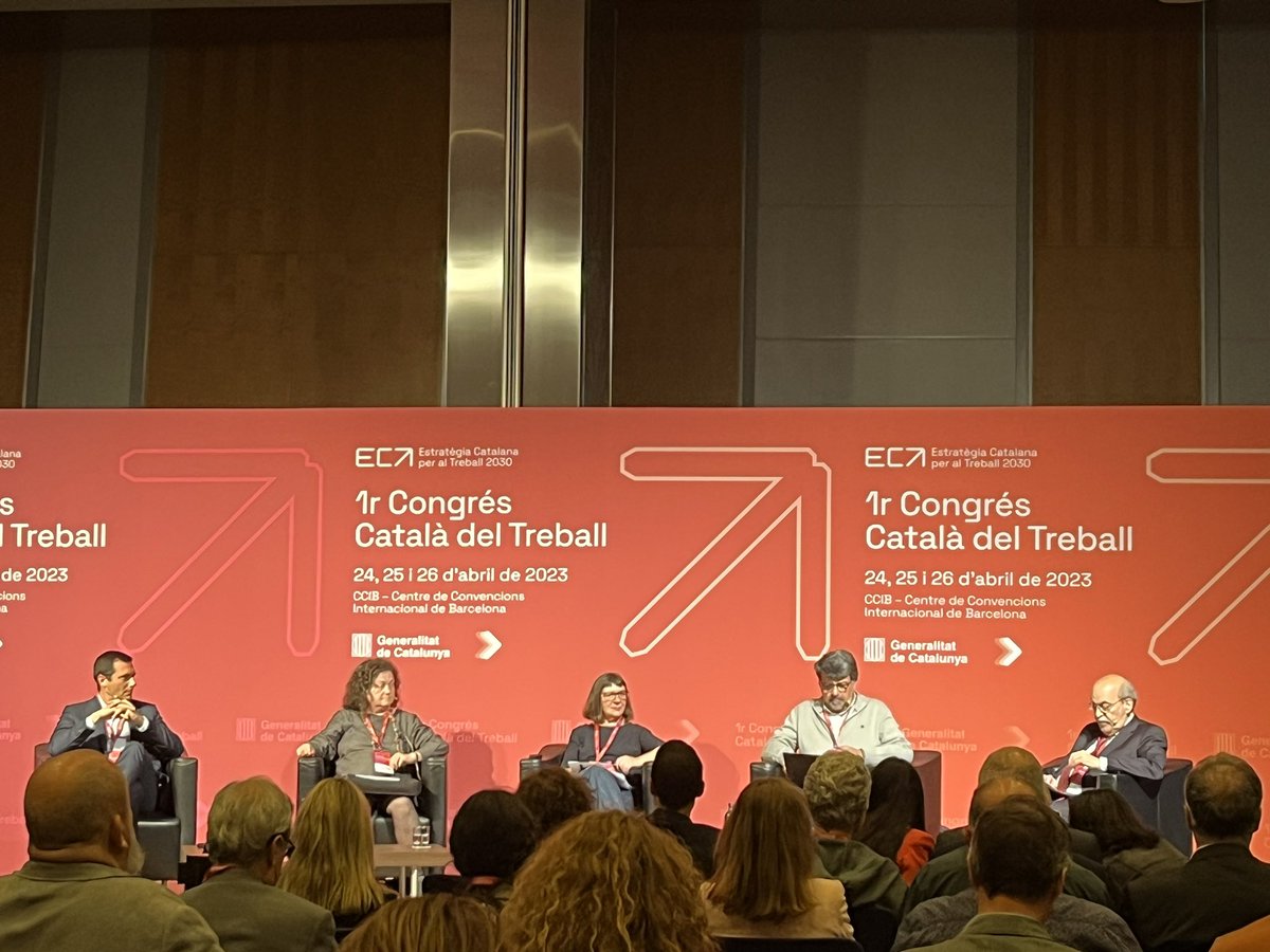albert_gar's tweet photo. Avui @FundGentis estem presents al #CongrèsCatalàTreball organitzat per @treballcat. Interessants intervencions per explicar passat,present i futur dels treballs! https://t.co/vd9DgogjN6