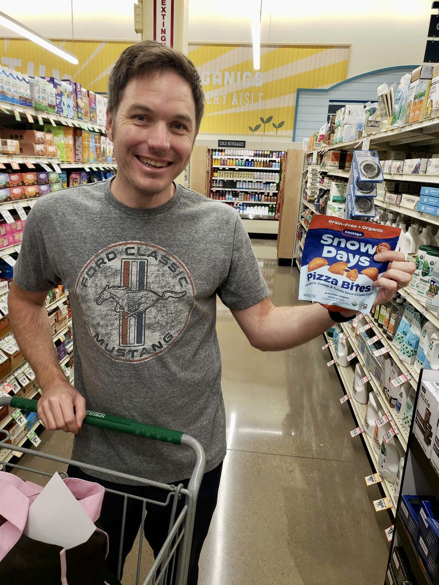 Happy Mariano Monday! We are back this week with a fun <a href="/eatsnowdays/">eatsnowdays</a> demo at <a href="/sproutsfm/">Sprouts</a> Farmers Market Customer Appreciation Weekend! Customers were loving these pizza bites and couldn’t wait to bring them home for their families to try! 🍕

#marianoevents #eatsnowdays