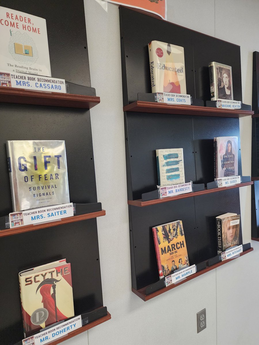 sciotolibrary's tweet photo. It's National Library week, and Scioto is celebrating by displaying recommended books from our staff that are in our library! Students have ten opportunities to win a prize made in our makersspace this week by answering library/reading related trivia questions correctly! https://t.co/ucorfcxTJA