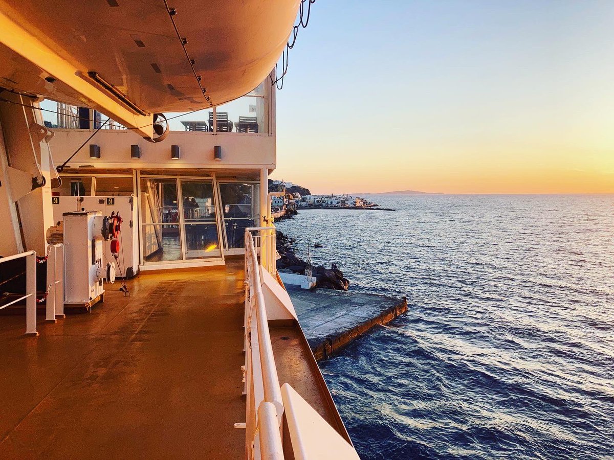 sunset stop at Mykonos #ferry #ferrytravel #slowtravel #greece