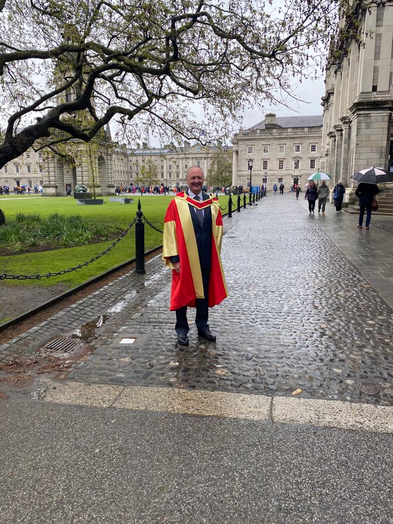 NovelEco's tweet image. Congratulations to our PI, Prof. @marcus_collier, who has just been elected as a Fellow of @tcddublin. By coincidence, the whole team were on hand with @DublinSoil @prof_smurph and @BrendaZoderer who are visiting us for our 3rd reflexive workshop! #TrinityMonday #TrinityWeek