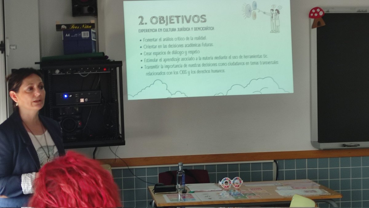 Vuelvo al aula con toda la ilusión y ganas de aplicar lo aprendido en #CFOL2023 Pude asistir y me han encantado los talleres:
✅Pensamiento en estado crítico, de Leticia Tomás.
✅Aplicación práctica del DUA, <a href="/AMIGASNEURONAS/">sandra cantalejo</a>
✅Cultura Jurídica y Democrática, <a href="/Eudesan72/">Eugenia_FOL</a> ¡Gracias!
