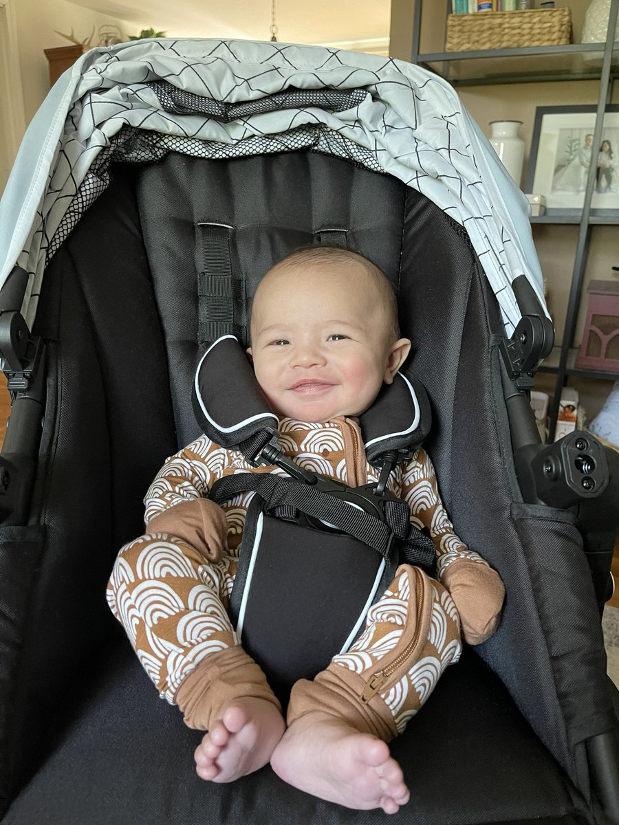 earltawny's tweet photo. Missed work today coz I had to hold Mack all night with his stuffy nose. I’m so thankful I got him to see the doctor today (there were 2 extra slots only!) and it was nothing more than just nasal congestion. Momming is so hard. 😢 https://t.co/8aRsYz3lFu