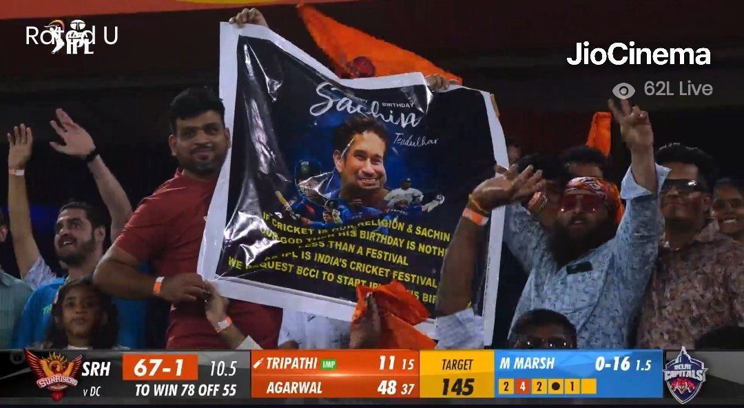 Hyderabad crowd wishes Sachin Tendulkar a very happy birthday. 