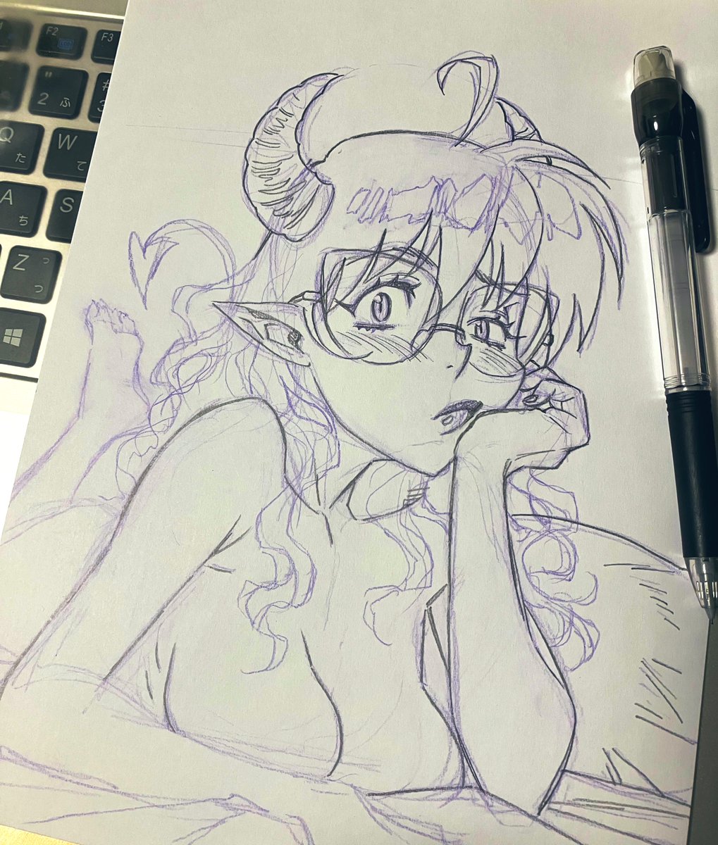 パプリカちゃんは本当に描きやすいんですが、ミルカ先生のデフォルメ絵と私の元々の絵に90年代のテイストが含有されてて親和性が高いからではないかと推測しています