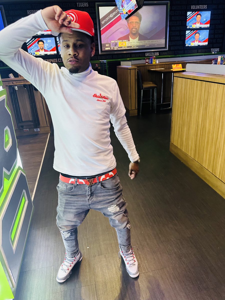 deesvagee's tweet image. Dont Speak on Savagee Just Speak on How He Stand on Business🩸#5211