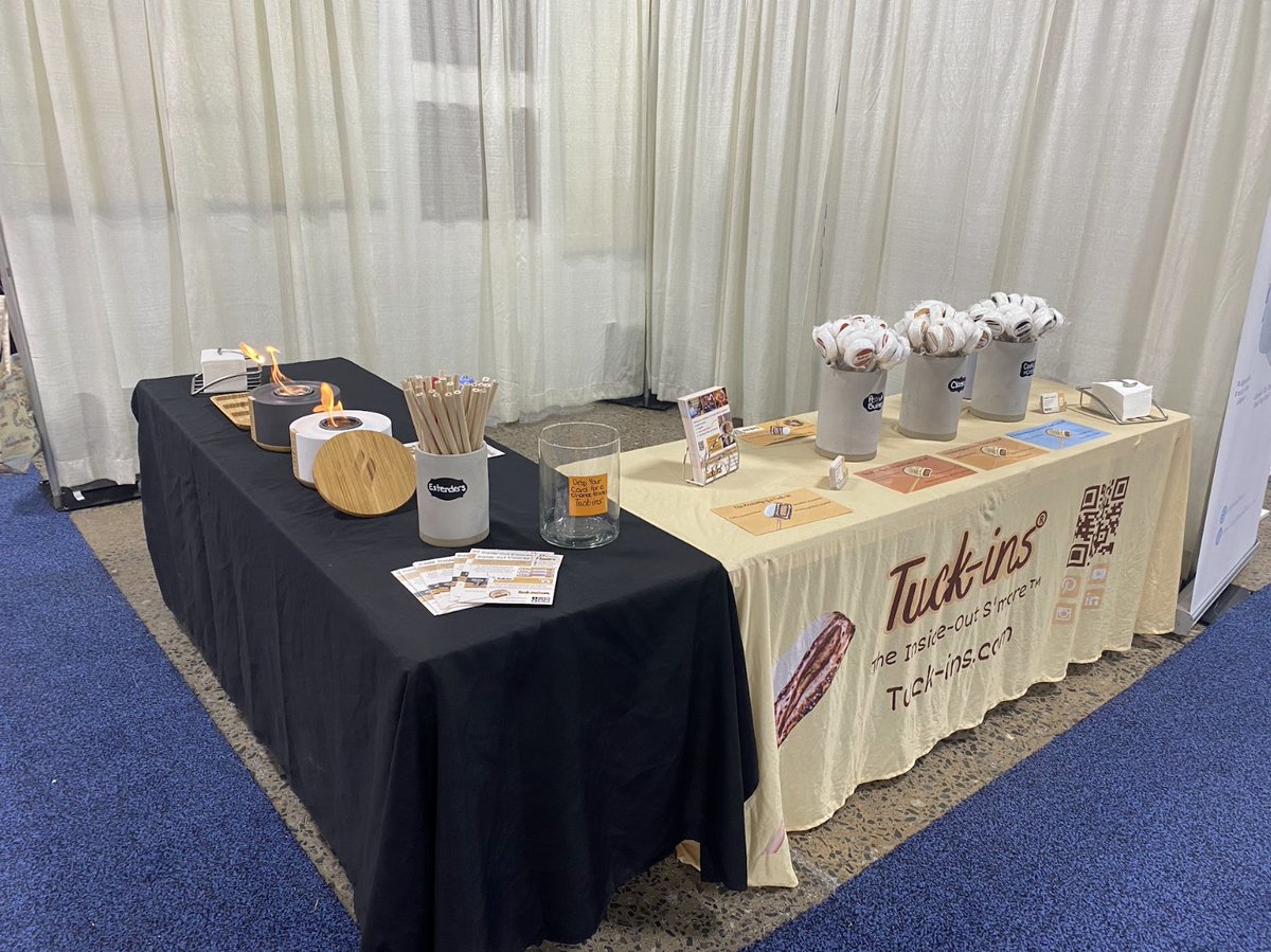 Set up a Tuck-ins roasting station at your next event! We even do custom labels!🤩🍫🔥

#Tuckins #eventinspo #events #Corporate #specialevents #party #wedding #gala #dessert #desserttable #smores #chocolate #smallbusiness #custom #interactive #guestexperience #partyplanner