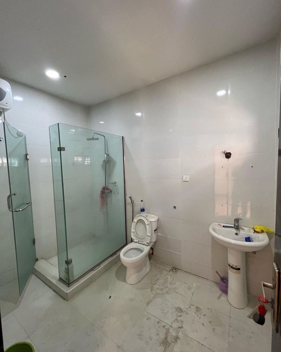 jmv_automotive's tweet photo. Don't miss out on this amazing opportunity! Contact us now on 08104140322 for inquiries. #ForRent #GuzapeAbuja #LuxuryLiving #AbujaRentals #TerraceDuplex https://t.co/6MimmhQVWI