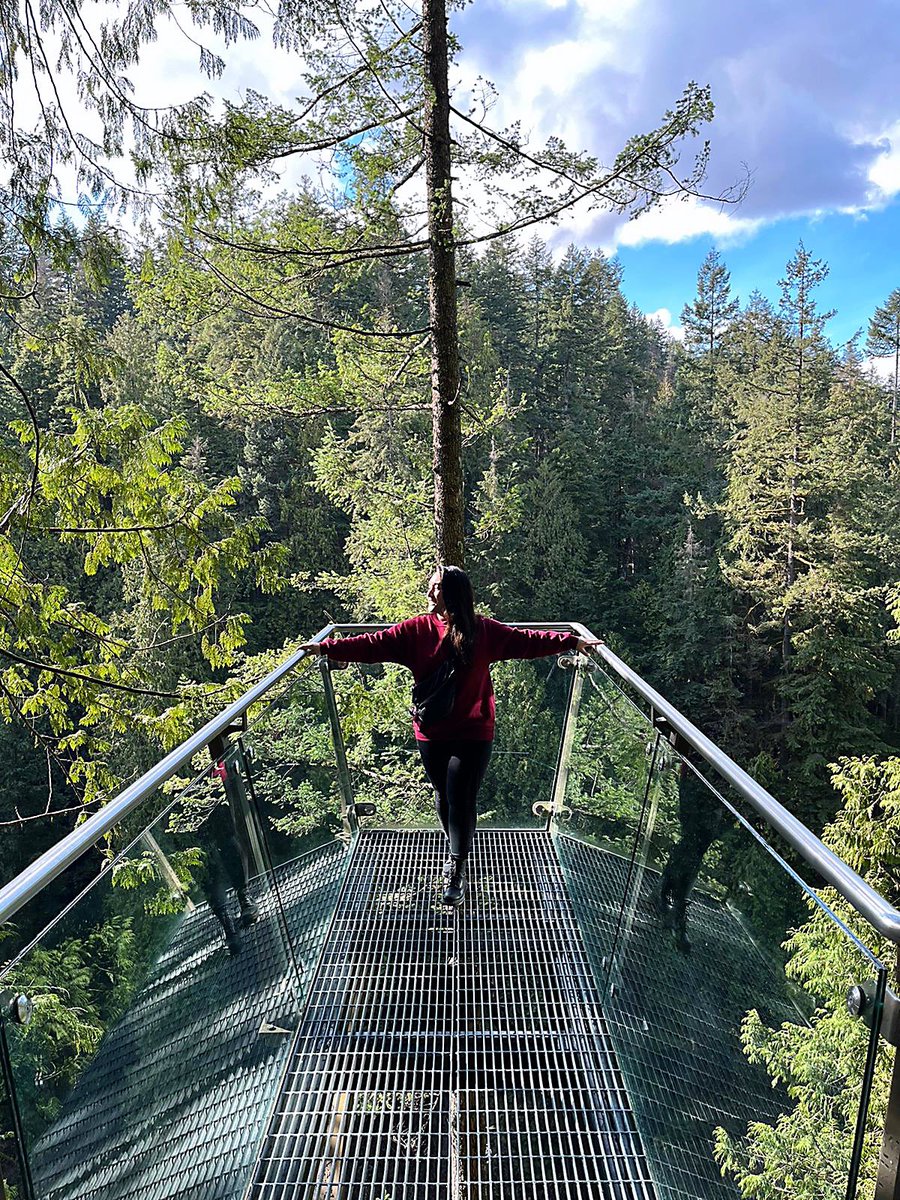 Vancouver/Seattle trip is one for the books! Had such a good time and so grateful we got to meet up with Twitch fam. Super lucky to have such lovely people in my life and thankful we can do trips like these! 💜