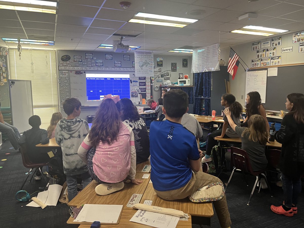 ⁦<a href="/BayEaglesSoar/">Bay Elementary</a>⁩ Fourth grade in a serious game of STAAR ELA Jeopardy! 🦅 #CCISDICs #bayeagleslearn