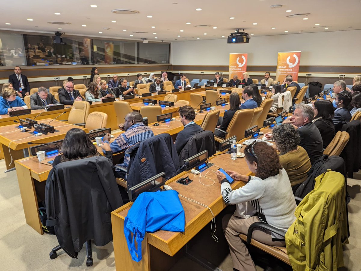 DevCooperation's tweet image. LAST WEEK during #Fin4Dev The #GPEDC brought together key stakeholders to highlight a new way of monitoring #DevCoop promoting #EvidencetoAction. The event showcased how tracking effectiveness commitments can drive #development dialogue, action and results:bit.ly/3LnDRJY