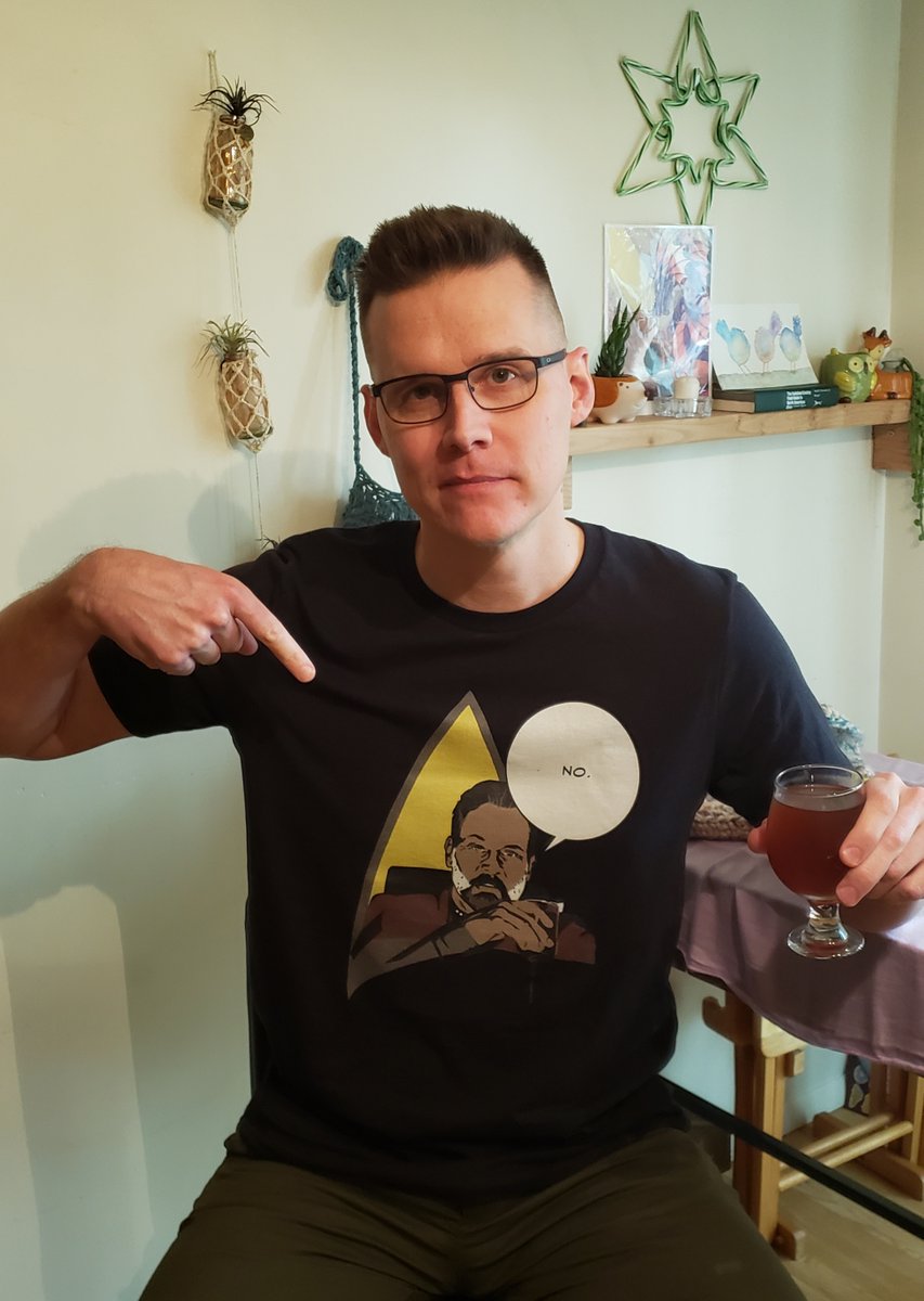 Had to say "Yes" to my new tee featuring our pods favorite Trek captain and fellow DnD enthusiast/creator <a href="/tstashwick/">Todd Stashwick</a> as Captain Liam Shaw! Gone but never forgotten! Picked it up at <a href="/thenerdcircus/">Nerd Circus</a>! 

#dnd #picard #dungeonsanddragons