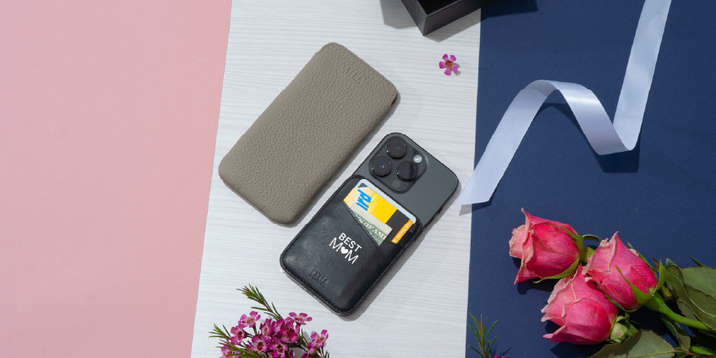 Remind Mom how special she is every day with a personalized case. Add her initials or an icon free with code LUVUMOM. Read our Mother's Day Gift Guide for even more inspiration before her special day arrives. 

💐linktr.ee/senacases

#senacases #techgifts #apple #iphone