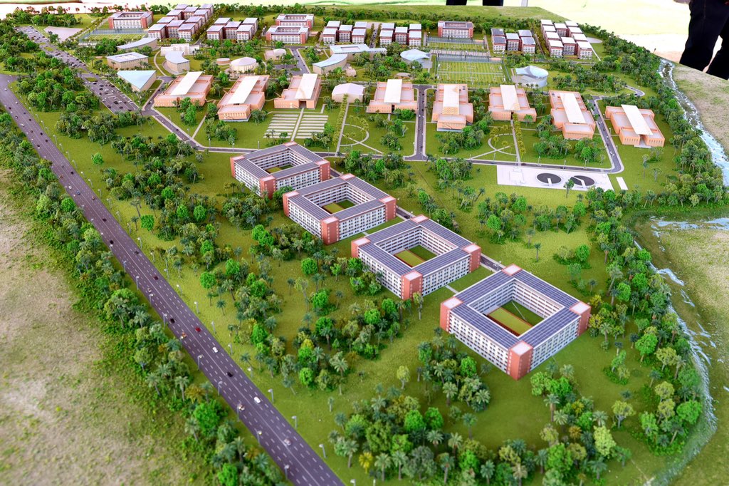 J’encourage le monde universitaire à maintenir la culture de l'excellence car la qualité des ressources humaines qui y sont formées en dépend.