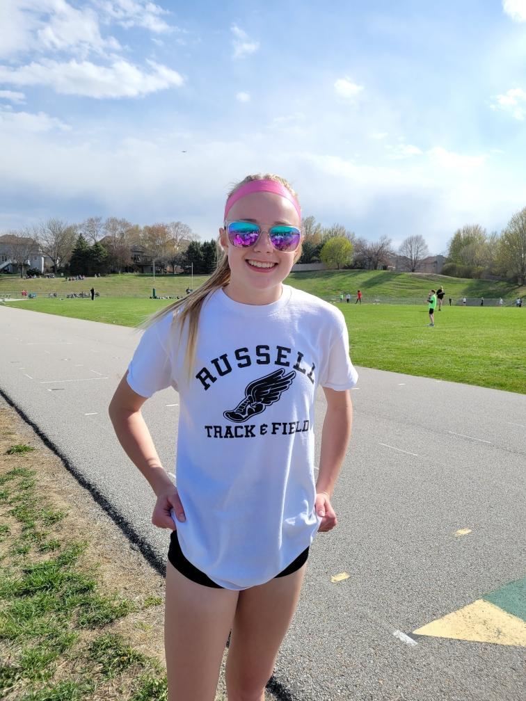Amelia_Hoffman7's tweet photo. Today I broke my school's 200m hurdle record (on my birthday) with a time of 32.48!! Thank you so much to all of my coaches who have helped me reach this goal!
@MrsGray_RMS
@mps_russell https://t.co/WXWTfmiiuF