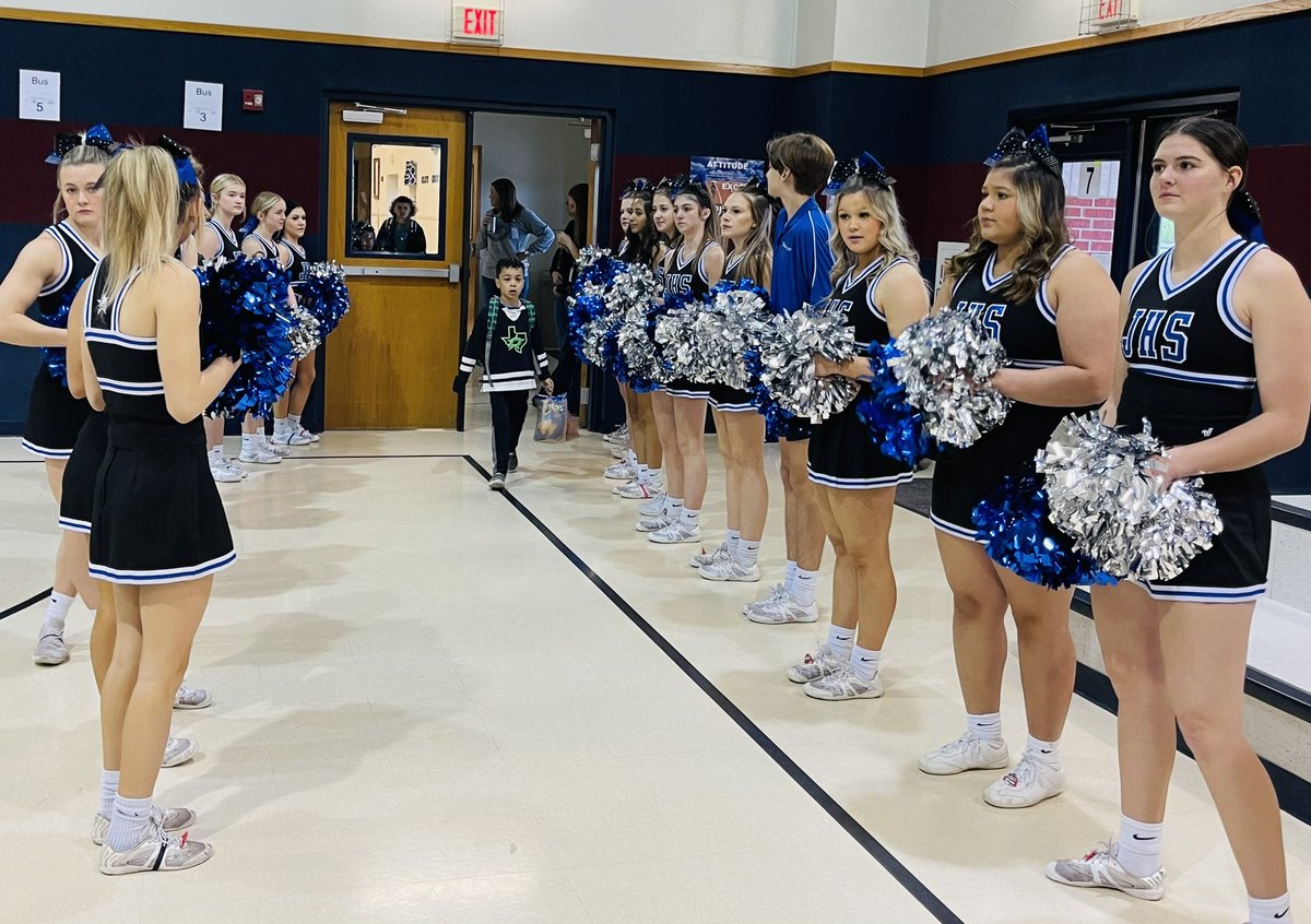 CaddoGrove's tweet photo. What a spectacular way to cheer on our STAAR students!  Special thanks to the JHS Cheerleaders and the JHS Drum line  for leading our STAAR Celebration. So much fun this morning! #CGEAwesome https://t.co/c4dTv6sefa