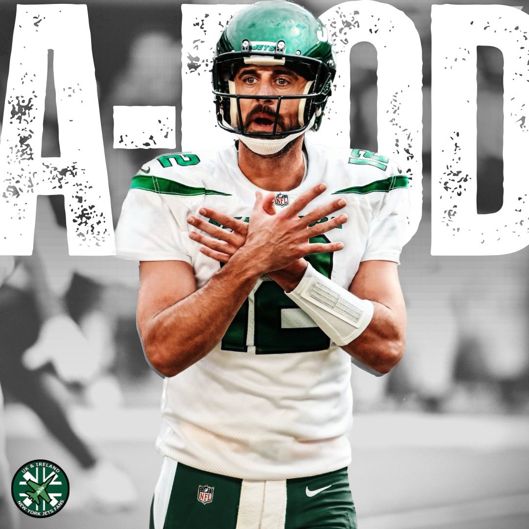 thefantasystuds's tweet photo. #BreakingNews Finally Boys and Girls the #Packers have agreed to trade Aaron Rodgers to the #Jets #NFL https://t.co/vG7c1o23b9