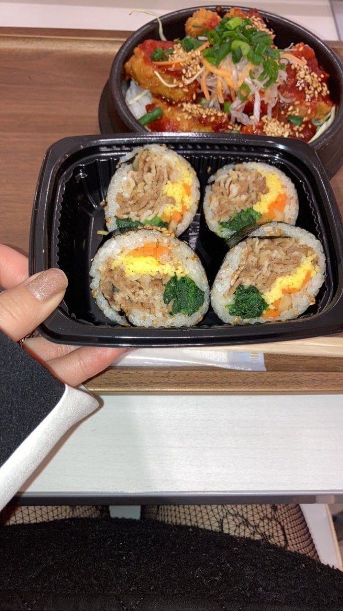redpeach555's tweet photo. Enjoy your dinner! https://t.co/FTnBzgZ8co