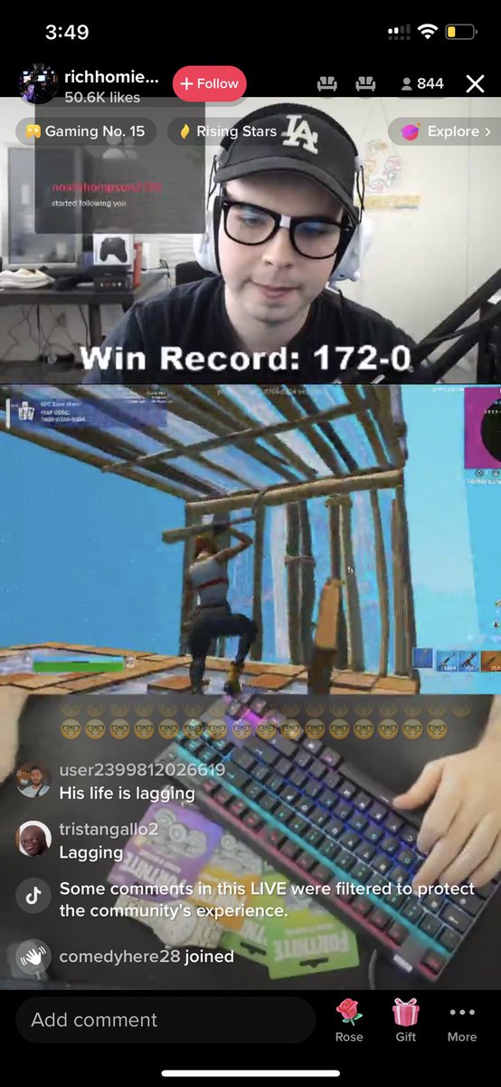 MaybeProBTW's tweet image. ok nah wtf not the glasses too