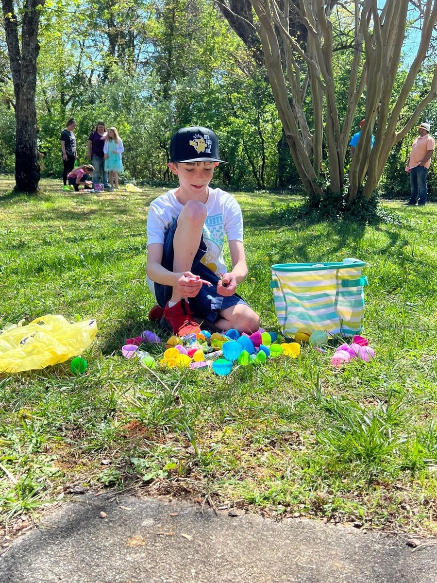 Ginalilvol's tweet photo. Missing boy Powell TN area. 🙏🏻🙏🏻🙏🏻

From Facebook: Friends I need your help especially in Powell around my neighborhood.Trentin is missing. Last seen around 3:20 #MissingChild #Missing #PowellTN #Tennessee #VolNation https://t.co/8Xs6bELaDk