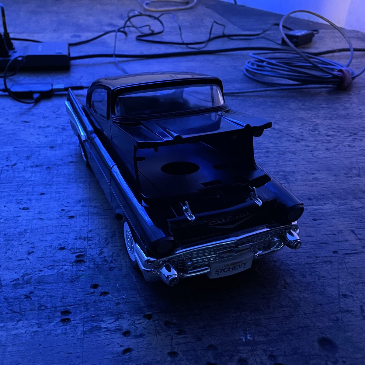 fort90filmclub's tweet photo. 1. Tonight's "suggested tape"
2. The dedicated VHS rewinder that looks like a car (my first time seeing it; haven't been to @wondervillenyc for 2 months)
3. Our "house tapes"

Not pictured: my "emergency tapes" nor belated bd drinks, tho we JUST WENT LIVE

https://t.co/Y6EULM63Og https://t.co/bBpdWoeIsf