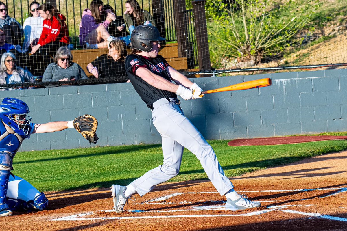 kpardue's tweet photo. 💪🏼❤️⚾️ Way to work, Carter P.
Congrats! Thank you Cheatham County Sports Hall of Fame.  #ccshof https://t.co/CXcurQ6ObY