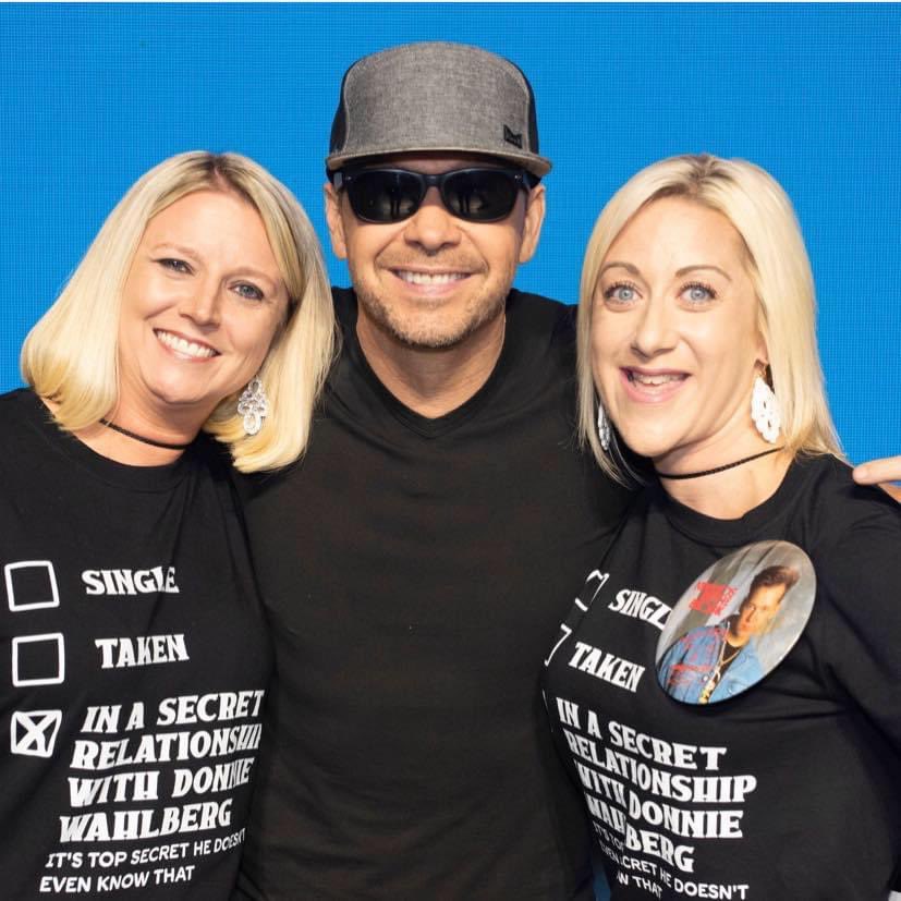 Jones29Mrs's tweet photo. Happy NKOTB day 🎉 Sissy and I have made incredible memories and some awesome blockhead friends through our adventures over the years! We can’t wait to make more 😍 #NKOTBDay  @DonnieWahlberg https://t.co/bxj3OXdCNh