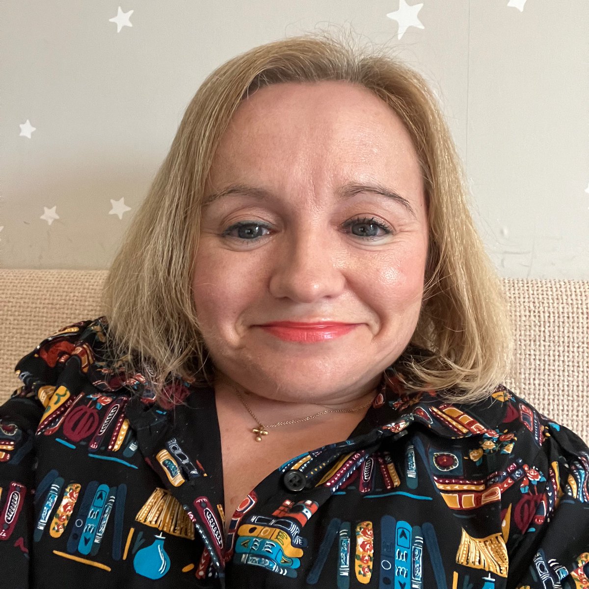 penny_author's tweet image. Thanks to everyone who came to my and @Writer_Nell's talk about crime and disability representation this evening for @GwylCrimeFest. Great questions! Tonight was the debut of my @joanieclothing book dress bought especially for doing #LiteraryFestivals. @The_CWA #Books #crime