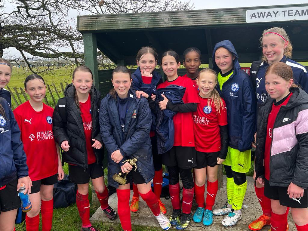 Hashtag again this weekend and was an even better game then last weekend. Final score 2-2. 

PotM was Amy W who’s contribution in all areas of the pitch was superb