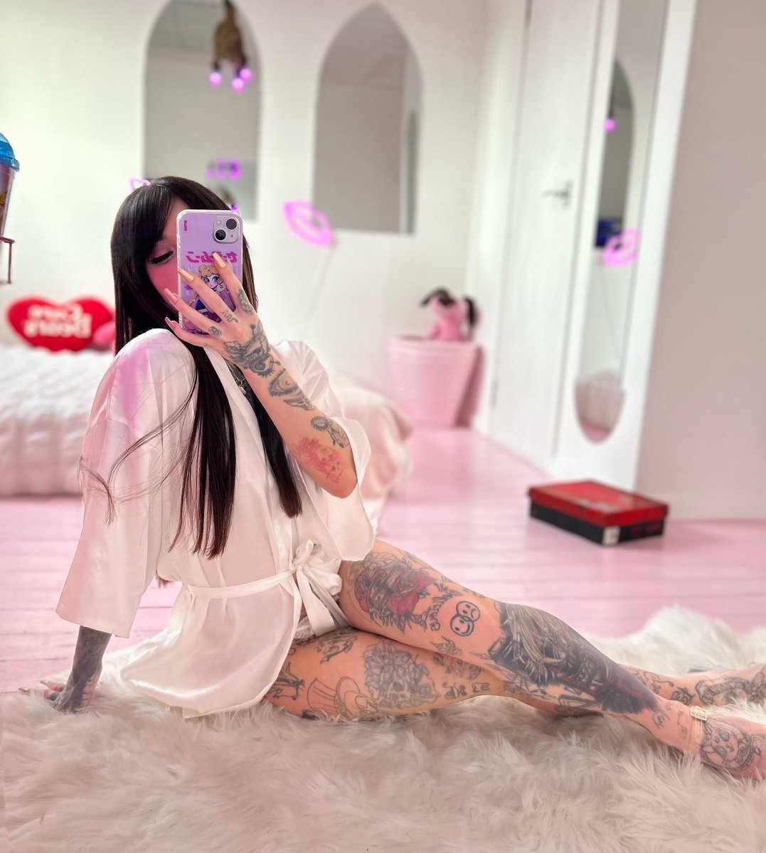 heyybox's tweet photo. 💗💜We would like to take a moment to thank @evesaraeden for sharing our Sailor Moon LED phone case! We appreciate your support and love for our product, and we are thrilled to see our phone case being enjoyed by fans like you. 

#Anime #SailorMoon #phonecase #ledphonecase https://t.co/jJnScdSEJR