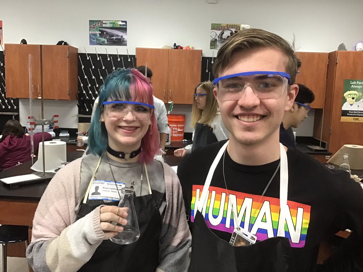 DoDEA_OTHS's tweet photo. Honors Chemistry students are dropping some great #titrations to get that #palepink! #oths #scienceisfun #dodeagrants https://t.co/xBxDIMbYp3