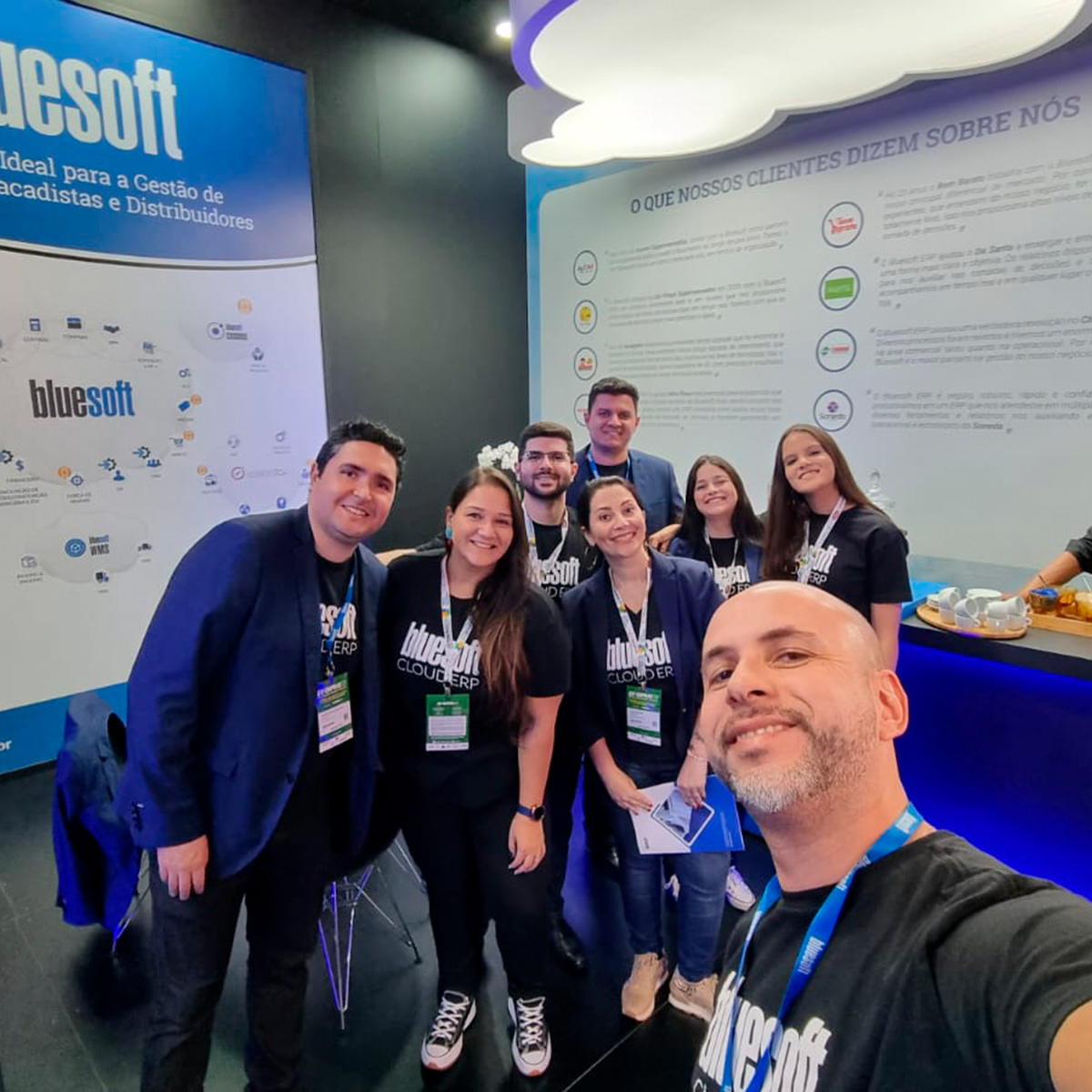 bluesoftbr's tweet photo. Entre os dias 18 e 20 de Abril aconteceu no Expotrade em Pinhais (PR) a #ExpoApras 2023.
Queremos agradecer a todos os visitantes que passaram pelo nosso estande da #Bluesoft durante o evento. Ficamos muito felizes com a oportunidade de apresentar nossos produtos e serviços https://t.co/hO6EWXuN6q
