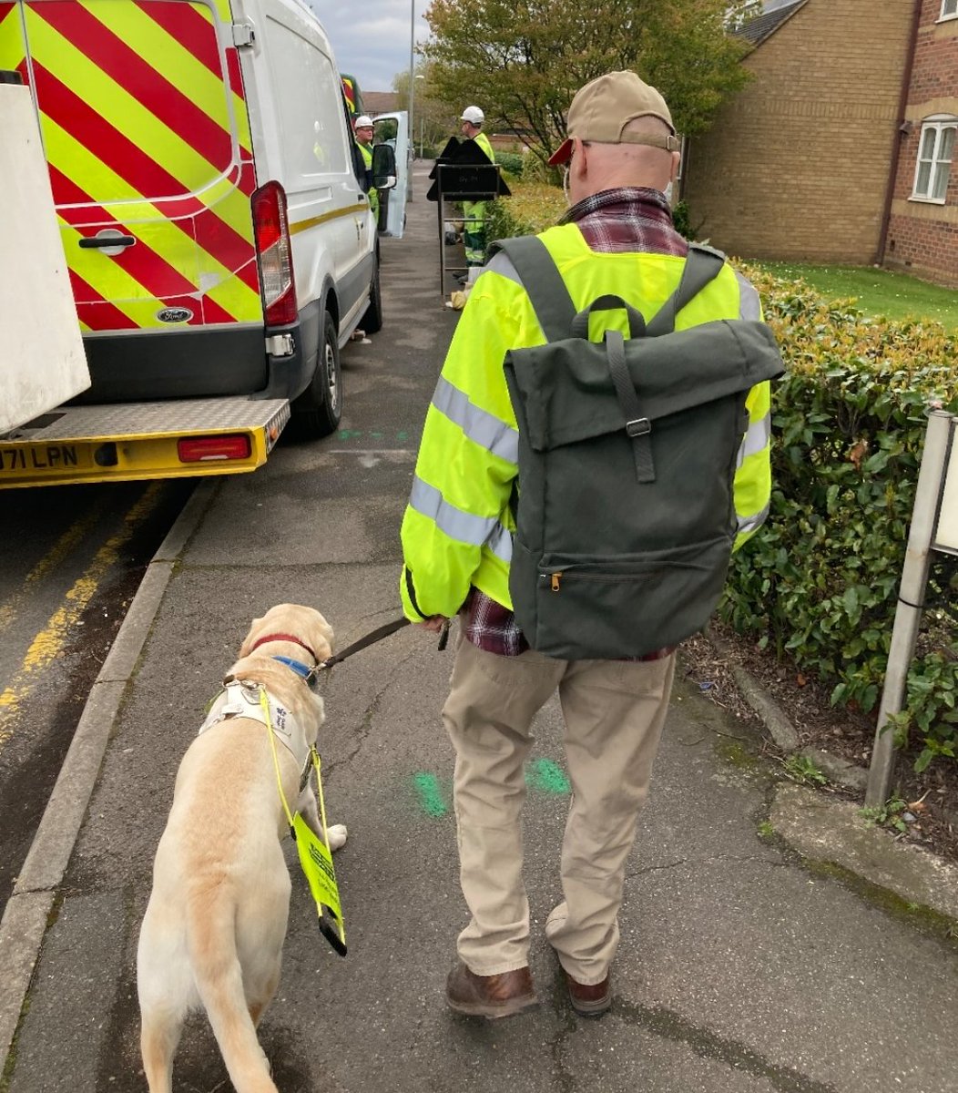 Accessibility focus with @TfL & @FMConwayltd project teams in Tolworth. Raising awareness of disability caused by works. @CCScheme @CLOCS @TransportForAll @CllrSam @ringwayjacobs @kiergroup @Eurovia_UK