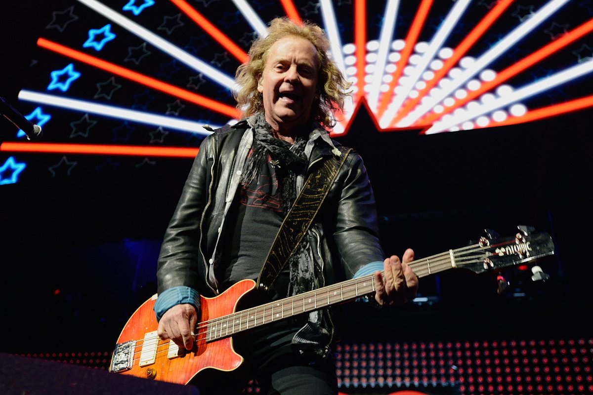 bassist of ozzy osbourne