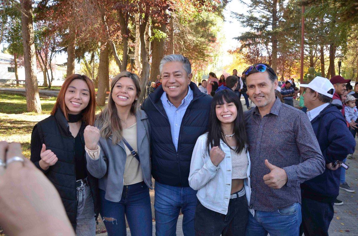 Rolo_Figueroa's tweet photo. #Caravana de agradecimiento a los miles de neuquinos y neuquinas que nos acompañaron el #16A

Debemos continuar en la senda del diálogo y los acuerdos para poder construir la provincia que nosotros queremos

#LasOvejas https://t.co/1Wm9McuIjo
