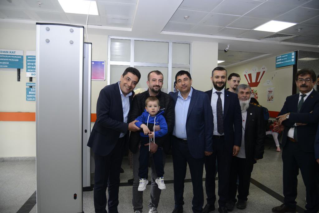 Devakirsehir's tweet photo. Millet ittifakımızın Kırşehir Milletvekili adaylarıyla birlikte saha çalışmalarımıza il başkanımız Sn. Metin ATABEY Önderliğinde katılım sağladık. #sanasözyinebaharlargelecek @alibabacan @devapartisi @avidrissahin @erginsadullah https://t.co/UgchGzadbC