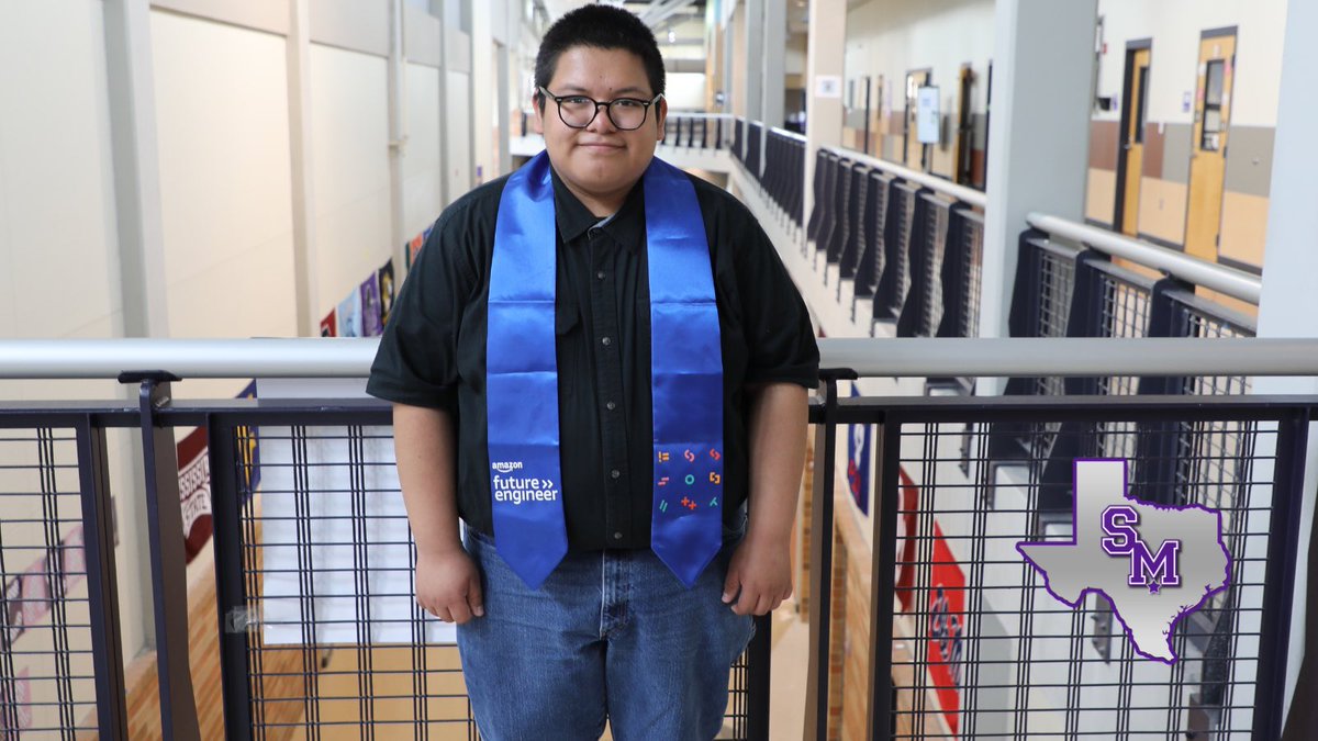 Congratulations to San Marcos High School senior, Miguel Hernandez, who recently received a $40,000 #AmazonFutureEngineer scholarship. The award also comes with a paid internship in the summer of 2024. #DontDoubtUs 

Read Miguel’s story via bit.ly/SMHSAmazonScho…