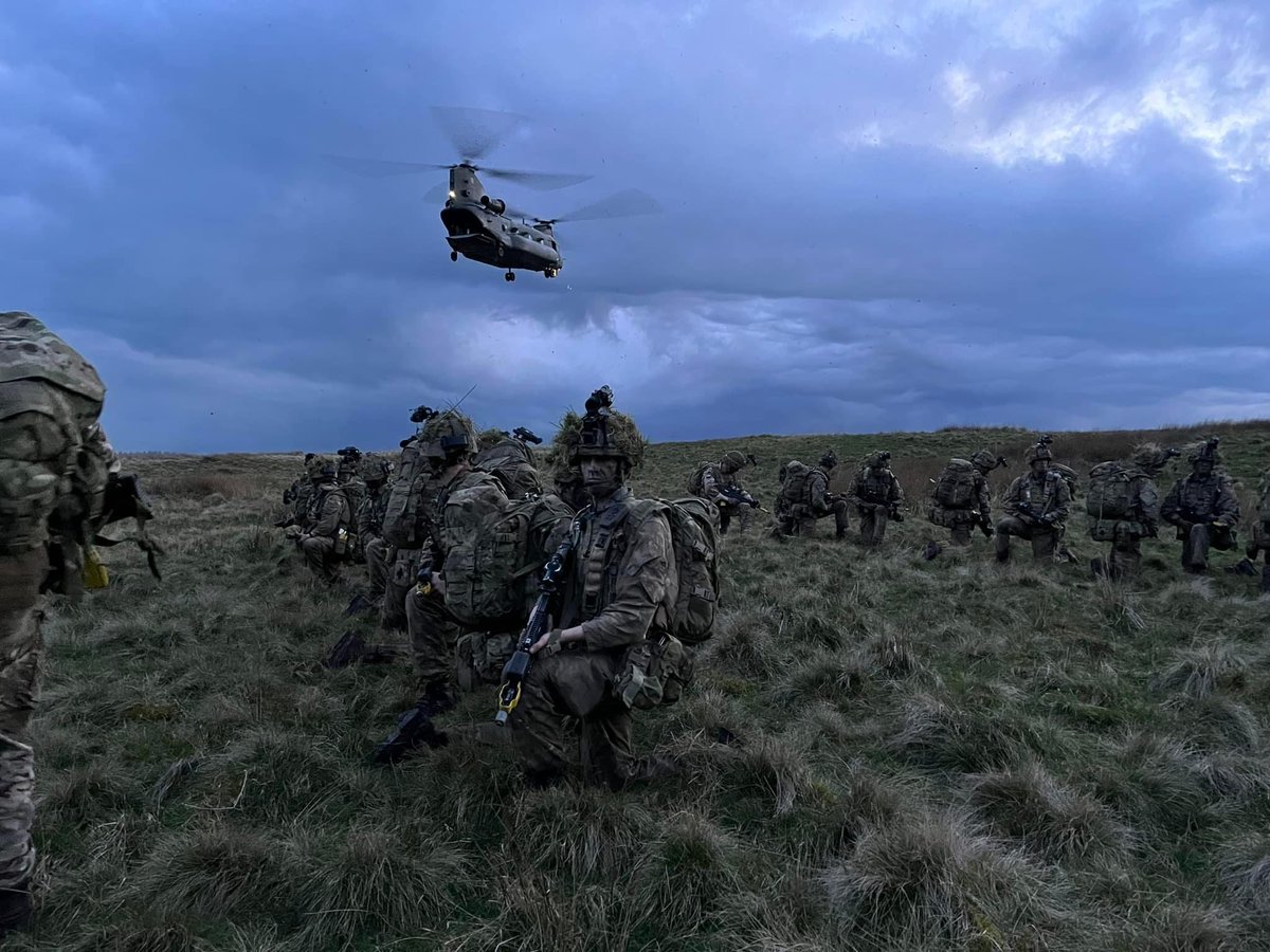 Sometimes we are lucky enough to get a lift from a Chinook. It’s one of the main platforms used as troop transport on operations. It’s only Catterick training area today, but soon these recruits will join soldiers serving all over the world. 

#britisharmy
#futuresoldier
#monday