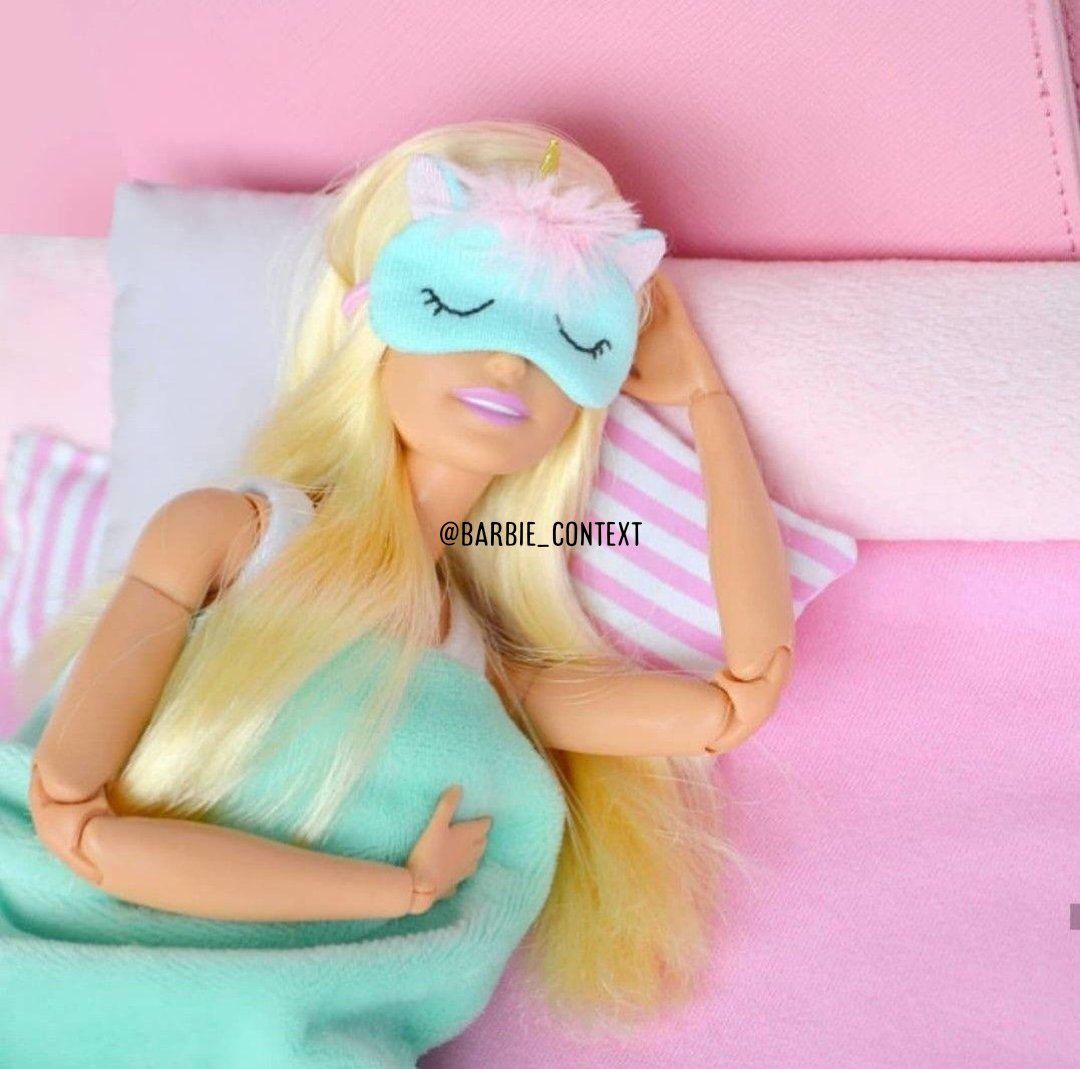 barbie_context's tweet image. Y tu como manejas tus problemas?

Yo: