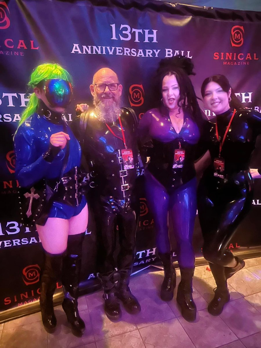 Sinical Ball’s 13th Anniversary was a huge success! So wonderful to see all the rubber 🖤 
#latex #latexfashion #rubberfetish #sinicalmagazine #sinicalball