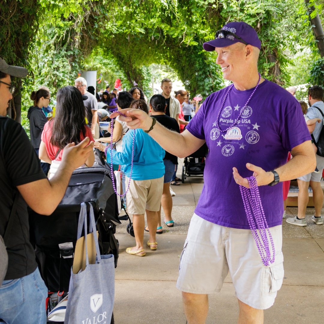 Everyone was all smiles last weekend at Super Fun Saturday with <a href="/HEB/">H-E-B</a>, where we kicked off Fiesta &amp; celebrated Month of the Military Child with <a href="/PurpleUpUSA/">PurpleUpUSA #purpleupusa</a>! 🪅

Join us for next month's edition on 5/20 as we "pop" into summer with bubbles everywhere! 🫧
🔗 hemisfair.org/event/super-fu…