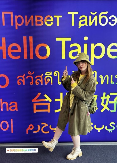 😱 @June__Lovejoyand &amp; I stayed up till 3 am to kiss &amp; sign sooo many  items, lottery tickets &amp; DVDs for<a class="tags" target="_blank" title="On Twitter" href="/?out=eyJ0eXAiOiJKV1QiLCJhbGciOiJIUzUxMiJ9.eyJpYXQiOjE3MTk1NzIxMzUsImlzcyI6InR3cG9ybnN0YXJzLmNvbSIsIm5iZiI6MTcxOTU3MjEzNSwiZXhwIjoxNzUxMTA4MTM1LCJyZWRpcmVjdF91cmwiOiJodHRwczovL3R3aXR0ZXIuY29tL0p1bmVfX0xvdmVqb3lhbmQifQ.ZppT_k1MxuGUjQiXLSAMjKxeulC_1I11fGxcw1WkxhEbN9r5nUNp4jSwoCtSKlatmNmNsYzzaKgY1N-HPg8OJA">@June__Lovejoyand</a><a href="/tag/aot"class="tags"><span>#aot</span></a>